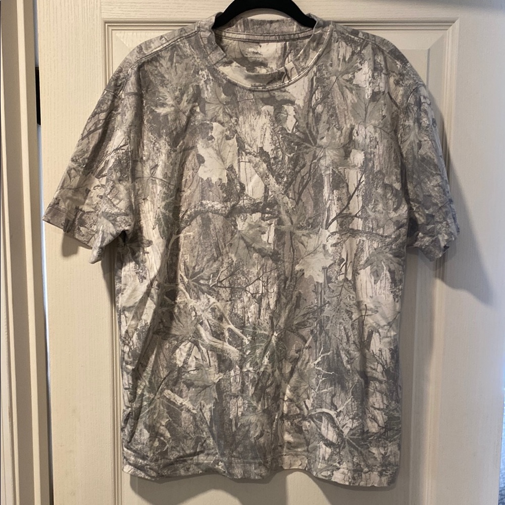 Hollister M White Camo Short Sleeve Shirt
